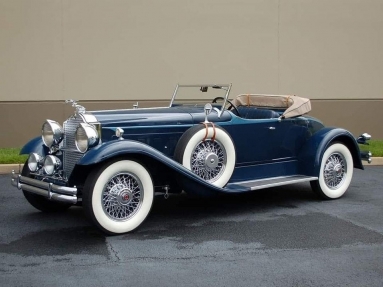 + Packard Model 734 Speedster 8 Runabout (1930).jpg